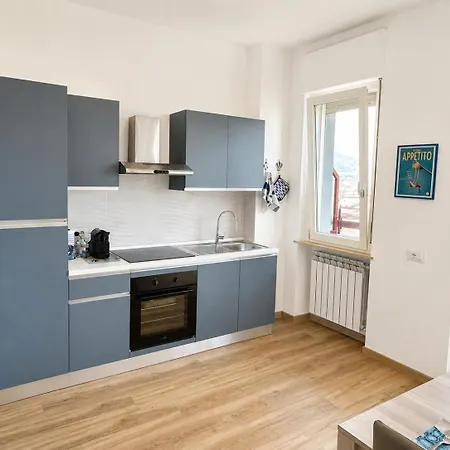 Flo House - Terrazza Sul Mare E Parcheggio Gratuito شقة *