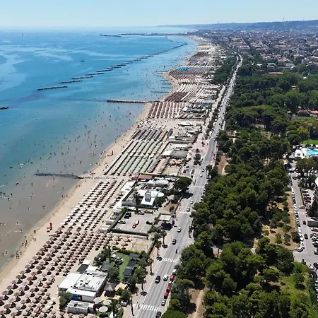 Flo House - Terrazza Sul Mare E Parcheggio Gratuito شقة